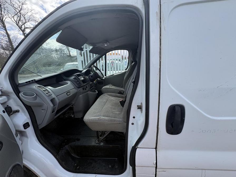 2014 Renault Trafic – Model: Trafic SL27 dCi – LB14OLM