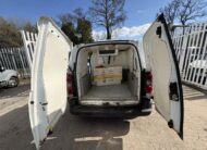 2017 Peugeot Partner – Model: Partner Professional L1 Blue HDi – MK17BZA