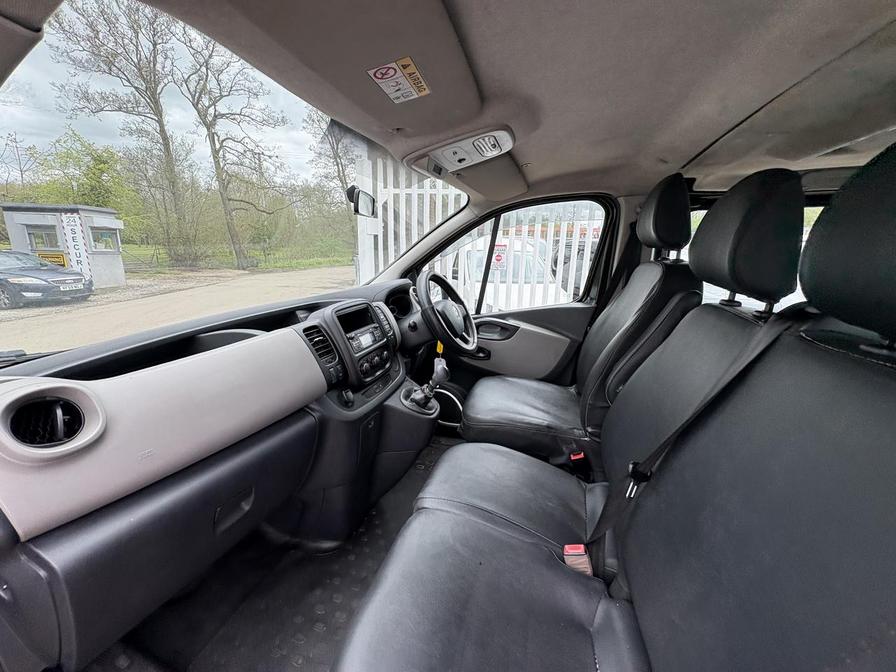 2017 Renault Trafic – Model: Trafic LL29 Business Energy dCi – AU17USF