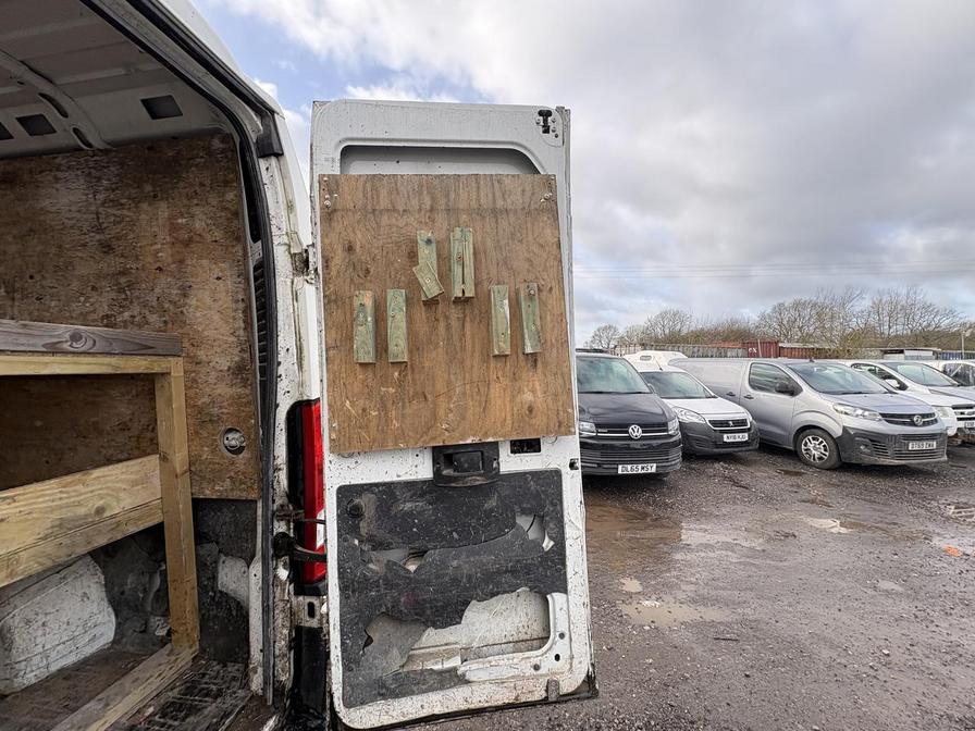 2020 Peugeot Boxer – Model: Boxer 435 Professional L4H2 Blue HDi – BF70JTV