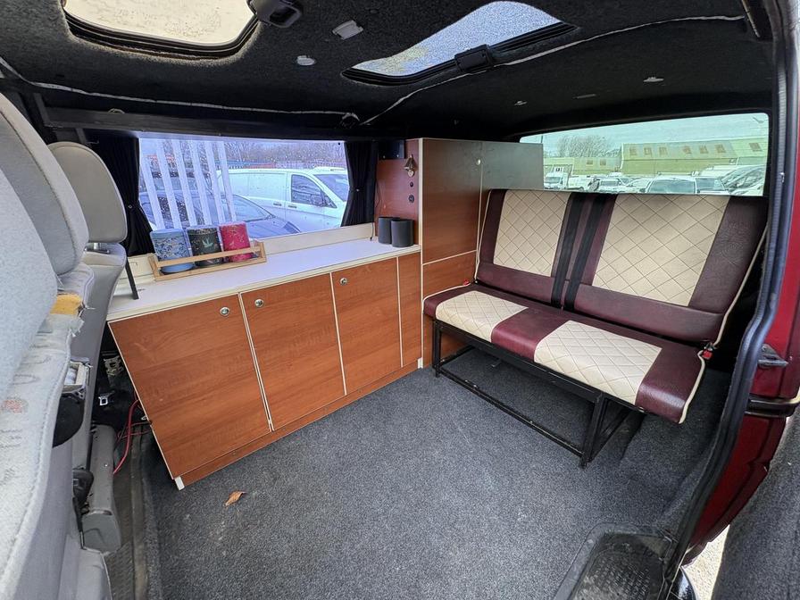 1995 Volkswagen Caravelle – Model: Transporter Caravelle – N403UVM