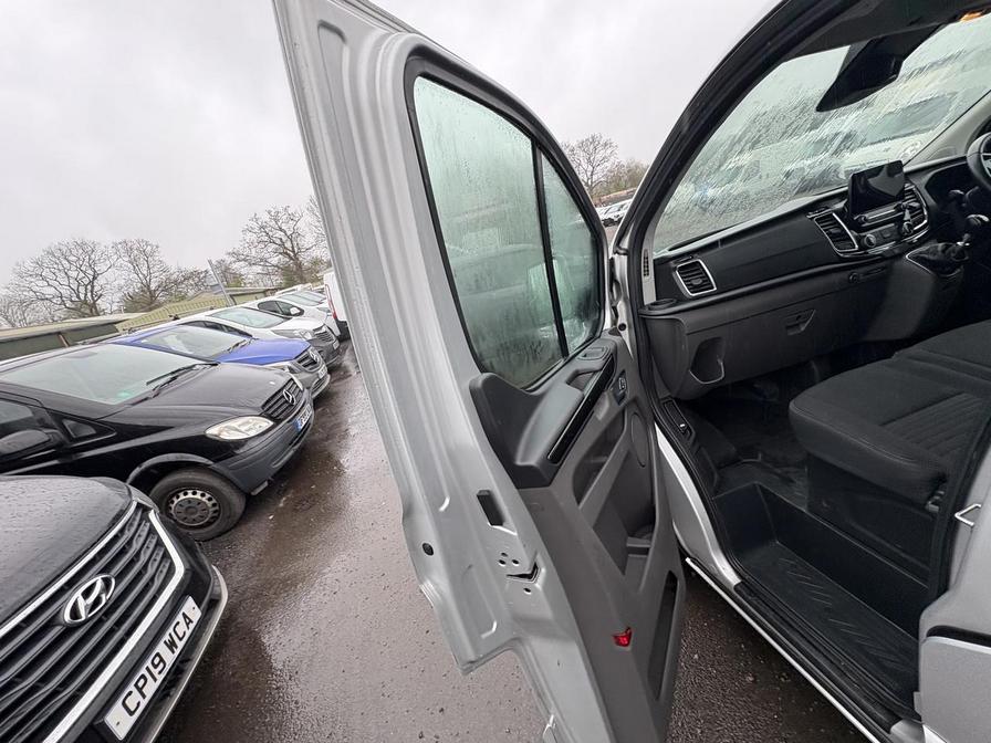 2020 Ford Transit Custom – Model: Transit Custom 300 Limited EcoBlue – FY20VHV