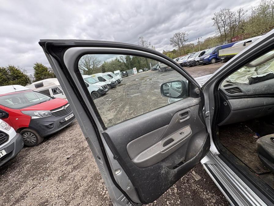 2017 Mitsubishi L200 – Model: L200 4Life DI-D – CV67HTD