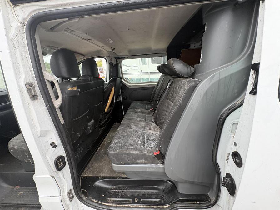 2016 Vauxhall Vivaro – Model: Vivaro  2900 Sportive CDTi – DG16VZB