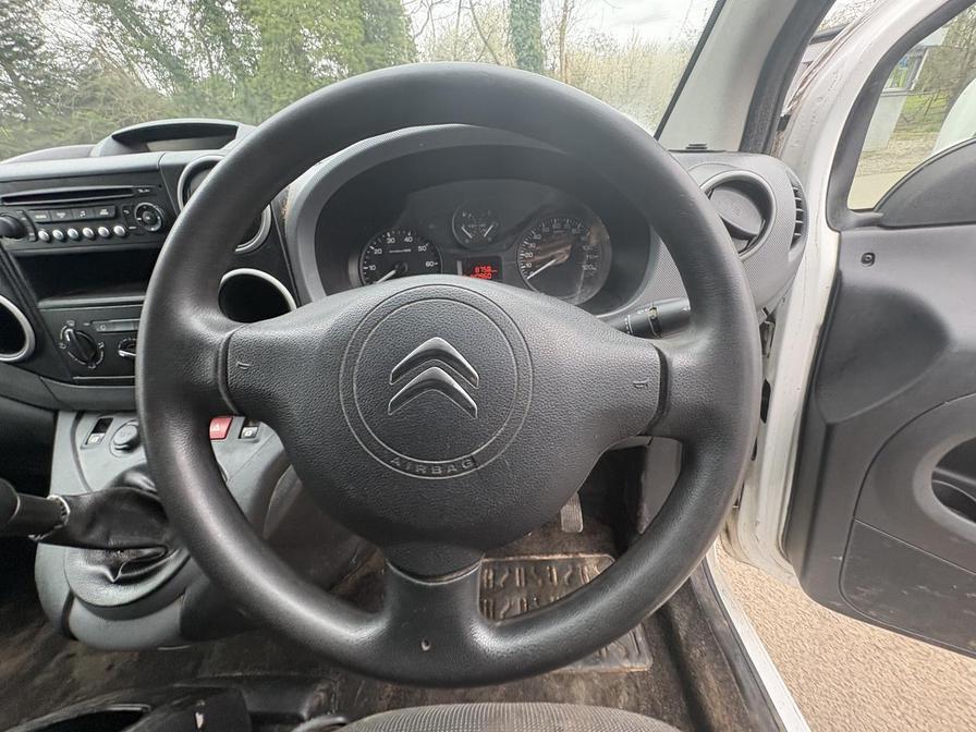 2016 Citroen Berlingo – Model: Berlingo 625 X Blue HDi – BL66KHM