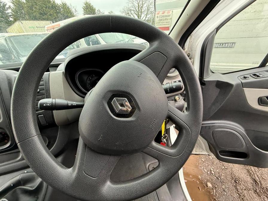 2016 Renault Trafic – Model: Trafic SL29 Business Energy dCi – MF66UVR