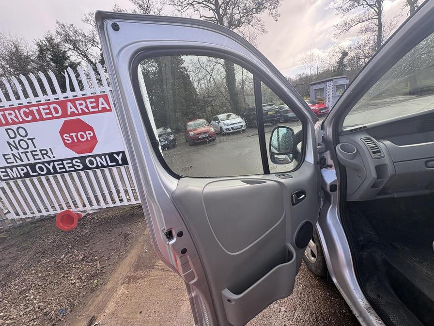 2014 Vauxhall Vivaro – Model: Vivaro 2700 Sportive CDTi – DP14TZX