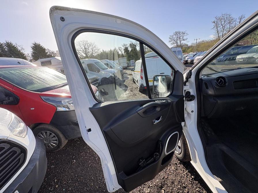 2019 Vauxhall Vivaro – Model: Vivaro  2900 Sportive CDTi – DV19YUR