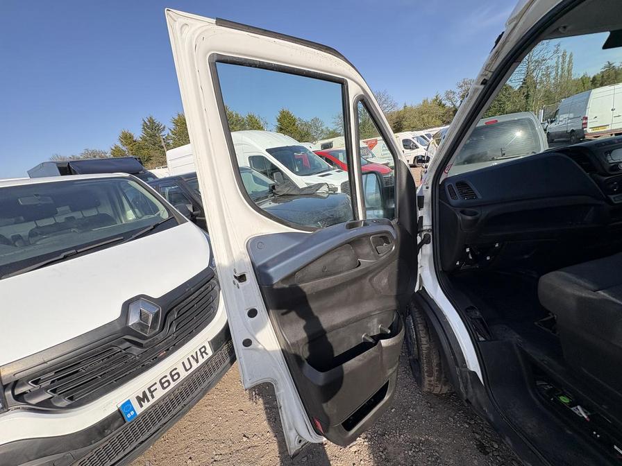 2021 Iveco Daily – Model: Daily 35S14b Auto – BJ21UTF