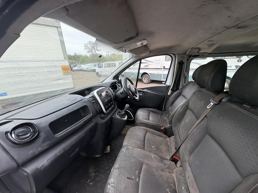 2016 Vauxhall Vivaro – Model: Vivaro  2900 Sportive CDTi – DG16VZB