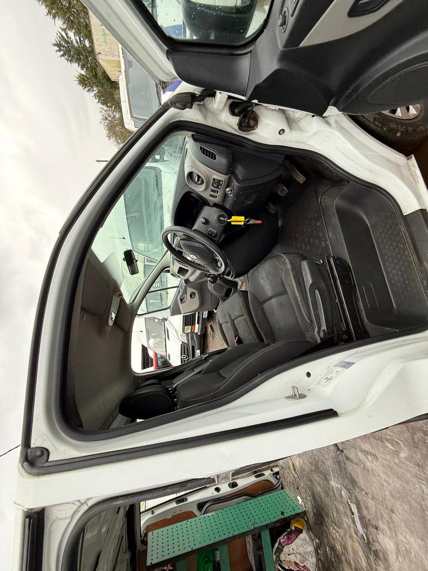 2016 Renault Trafic – Model: Trafic SL29 Business Energy dCi – MF66UVR