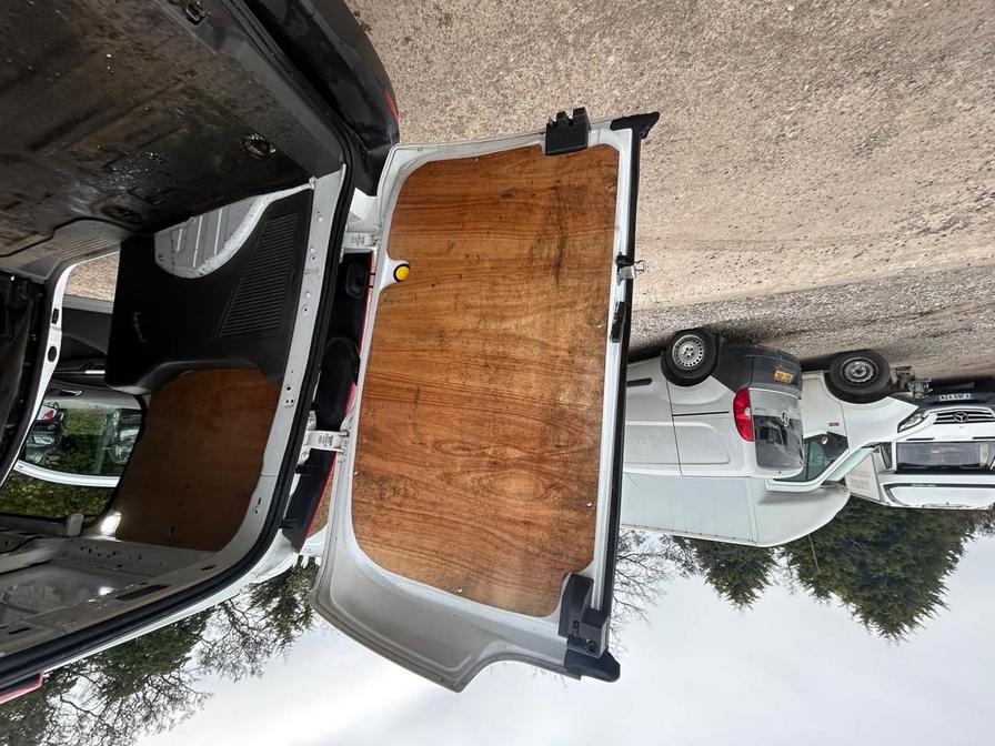 2019 Ford Transit Connect – Model: Transit Connect 240 Limited TDCi – BG69XEL