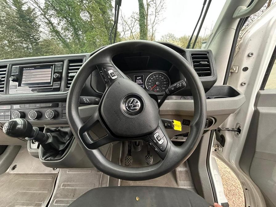 2021 Volkswagen Crafter – Model: Crafter CR35 Trendline TDI – DK21CKD