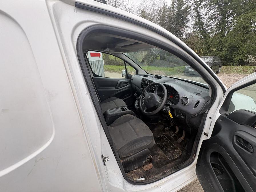 2016 Citroen Berlingo – Model: Berlingo 625 X Blue HDi – BL66KHM