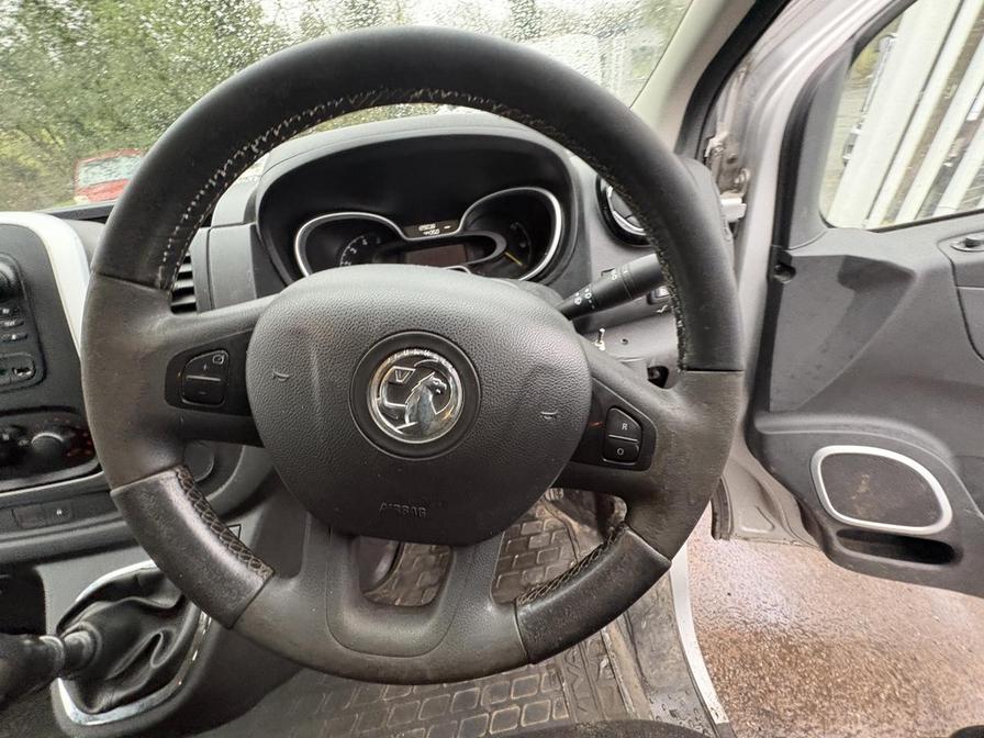 2015 Vauxhall Vivaro – Model: Vivaro  2900 Sportive CDTi – YP15JLU