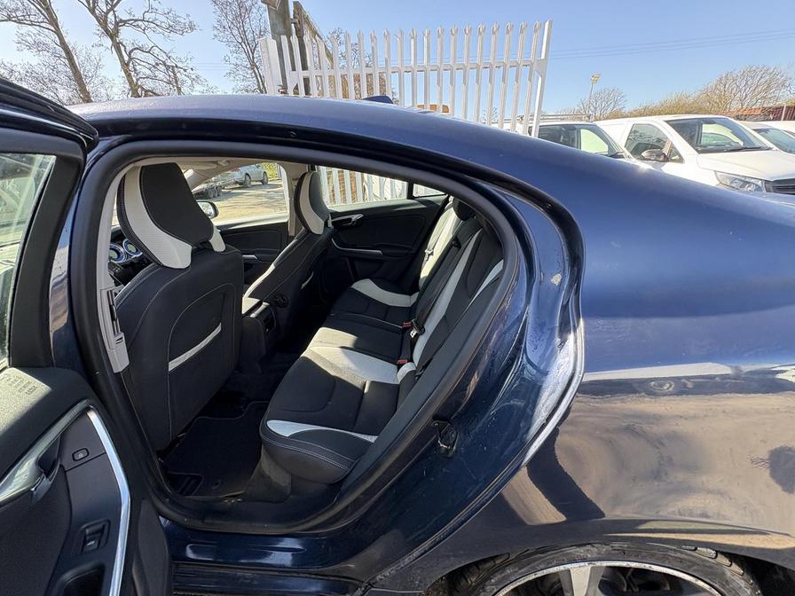 2012 Volvo S60 – Model: S60 R-Design Luxury D4 – LR12EFG