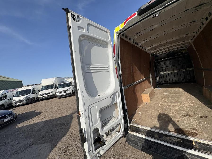 2021 Iveco Daily – Model: Daily 35S14b Auto – BJ21UTF