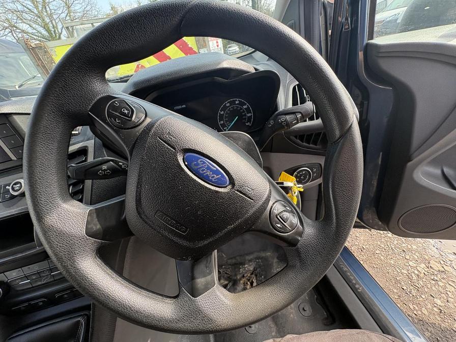 2019 Ford Transit Connect – Model: Transit Connect 200 Trend TDCi – EA69AYM