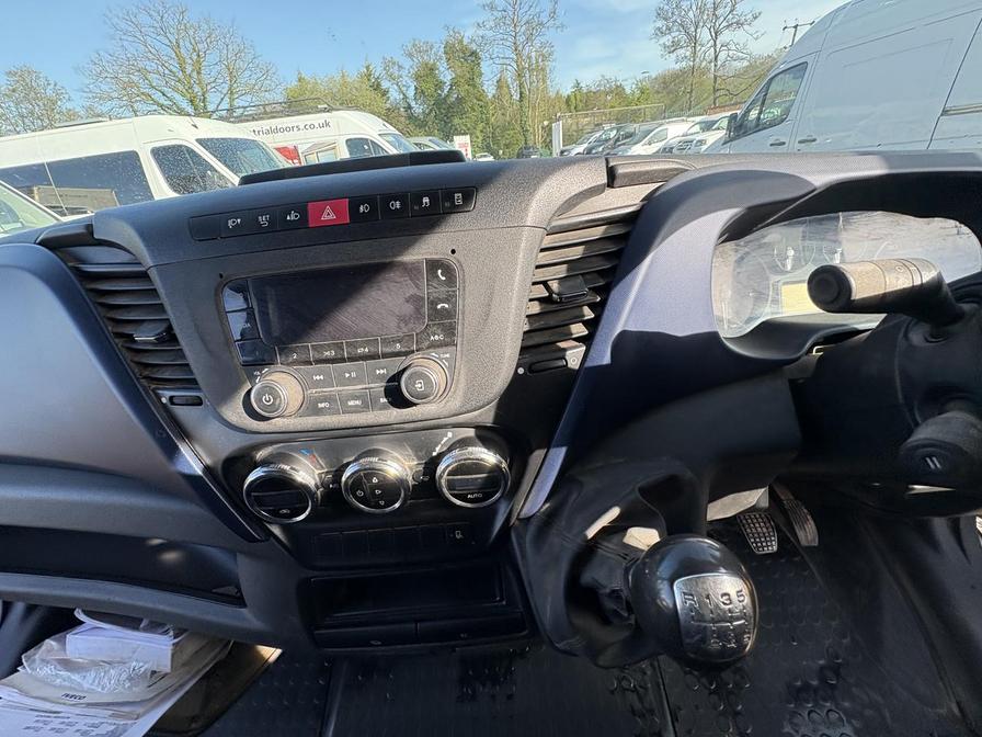 2017 Iveco Daily – Model: Daily 35S14v – WX67VGE