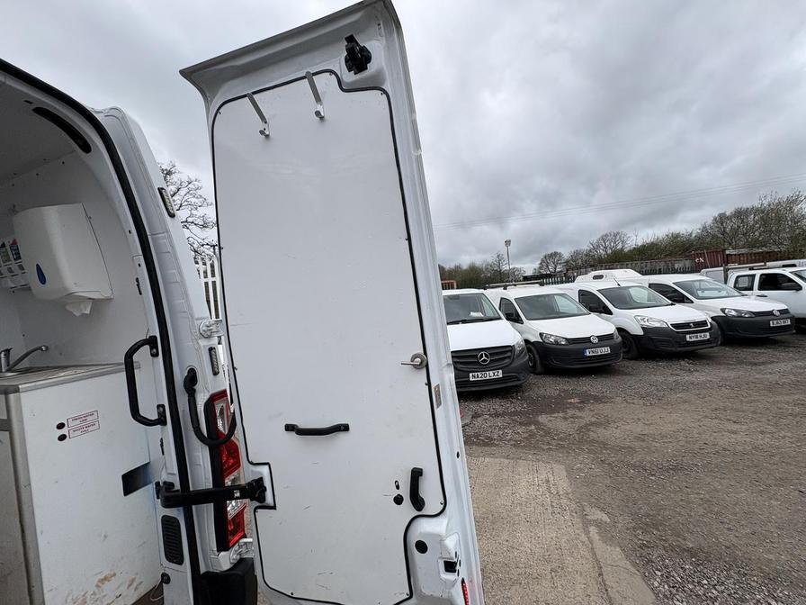 2020 Renault Master – Model: Master LM35 Business dCi – MT70AFV