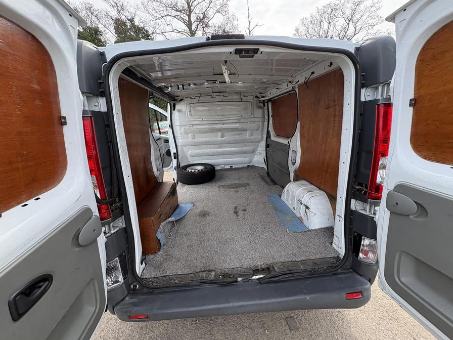 2013 Vauxhall Vivaro – Model: Vivaro 2900 CDTi SWB – FE13NBL