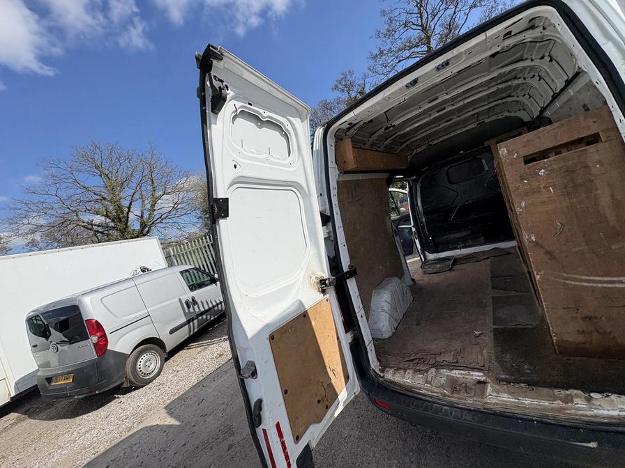 2014 Ford Transit Custom – Model: Transit Custom 290 E-Tech – BL14EKY