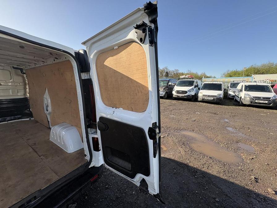 2019 Vauxhall Vivaro – Model: Vivaro  2900 Sportive CDTi – DV19YUR