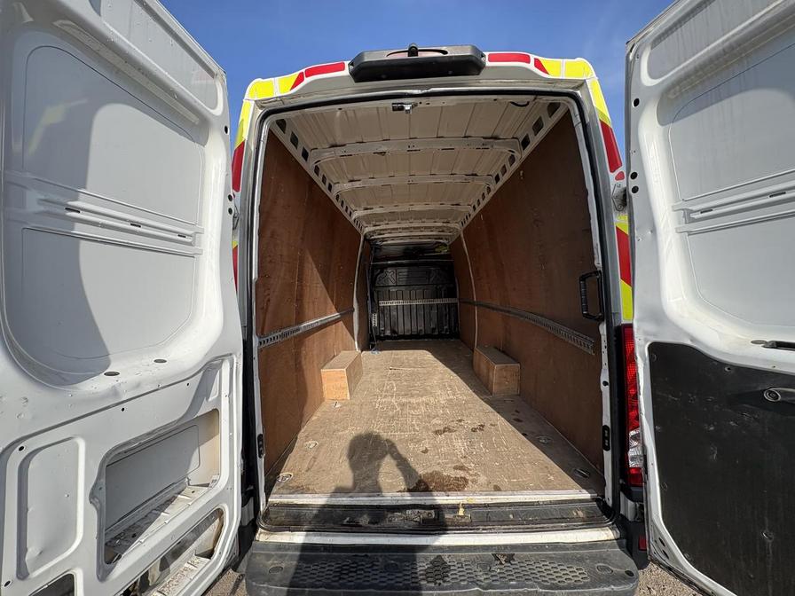 2021 Iveco Daily – Model: Daily 35S14b Auto – BJ21UTF