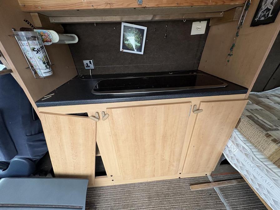 2000   – Model:  – X359EAV