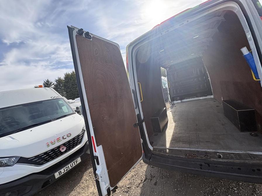 2021 MAN TGE – Model: TGE 3.140 Auto – CN71PGY