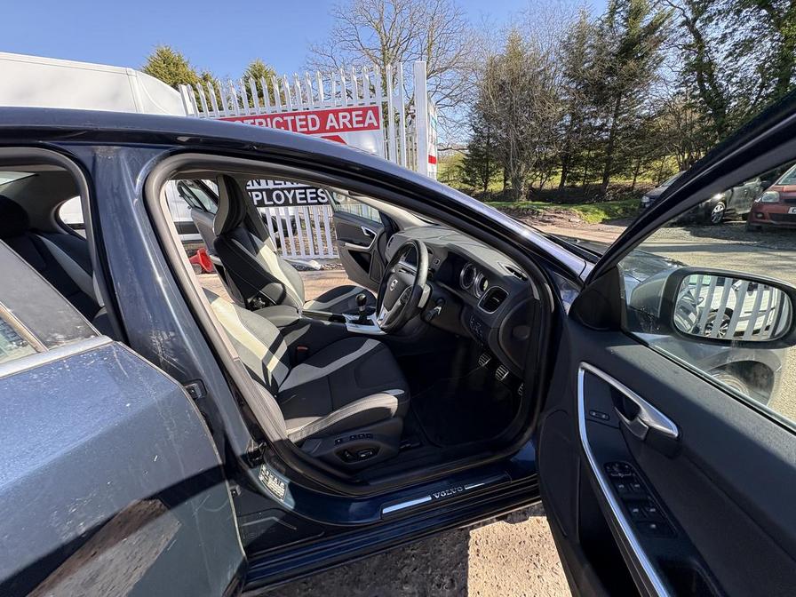 2012 Volvo S60 – Model: S60 R-Design Luxury D4 – LR12EFG