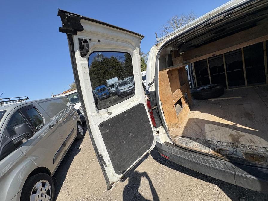 2011 Hyundai iLoad – Model: iLoad Classic CRDi 116 – FV11JSX