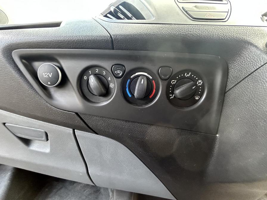 2016 Ford Transit Custom – Model: Transit Custom 270 E-Tech – SA16MZF