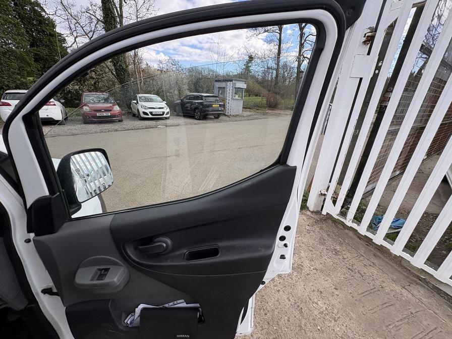 2015 Nissan NV200 – Model: NV200 Acenta dCi – YP15FTO