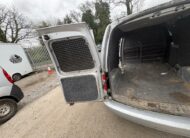 2014 Volkswagen Caddy MaxI – Model: Caddy Maxi C20 Highline TDI BlueMotion Technology – GP14NWT