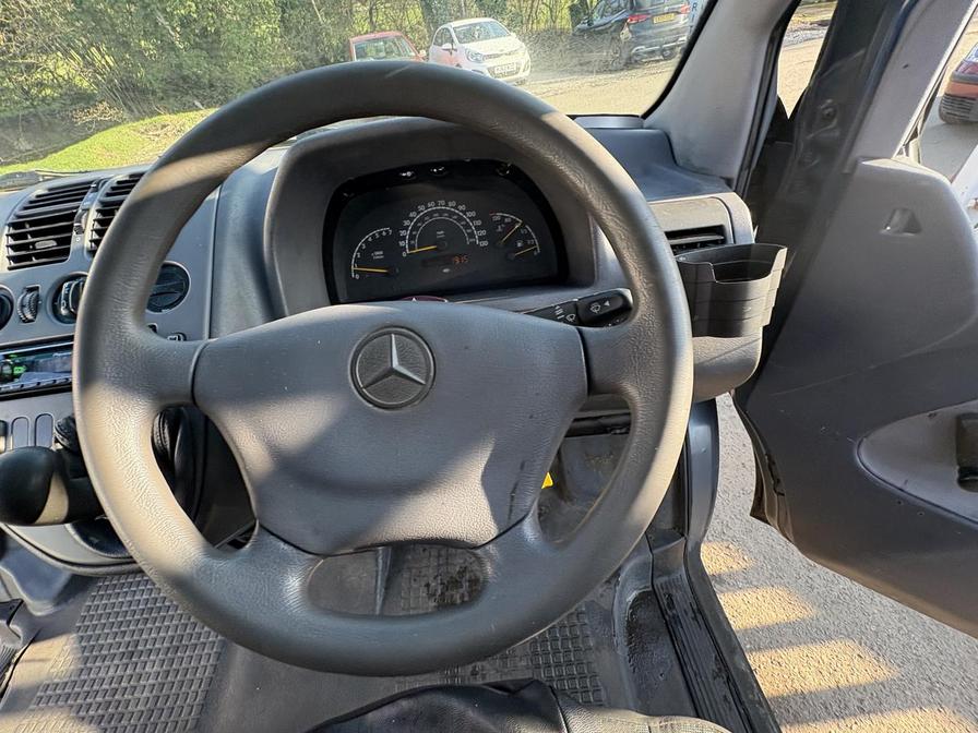1999 Mercedes-Benz Vito – Model: Vito 110 CDi Traveliner – V609JRL