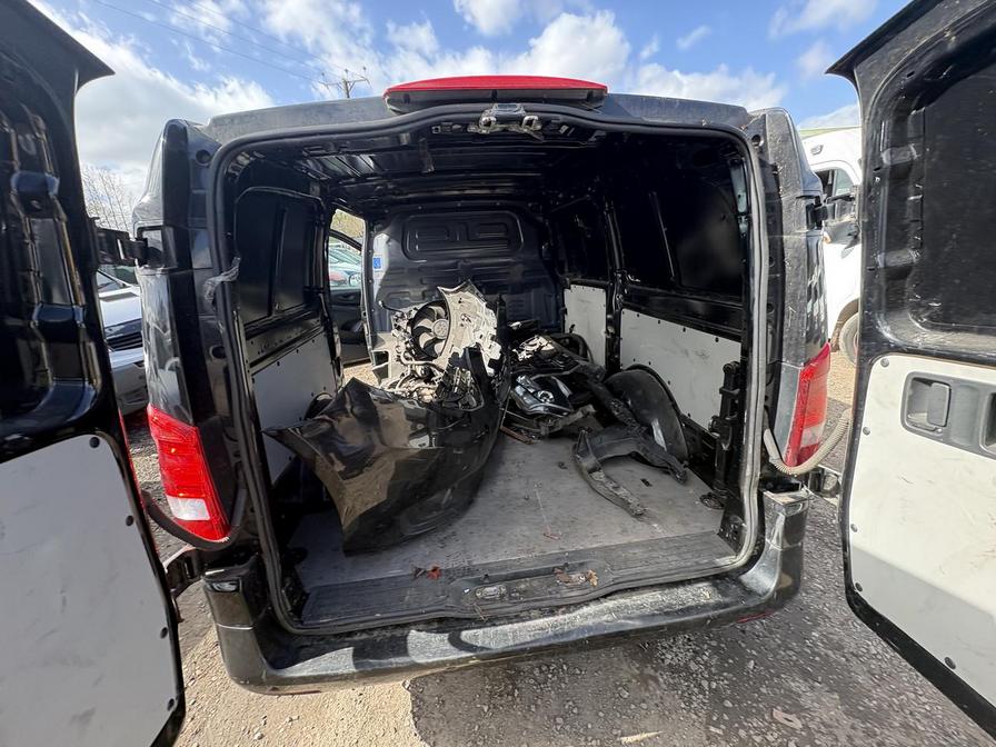 2020 Mercedes-Benz Vito – Model: Vito 110 Progressive CDi – NL70YBF