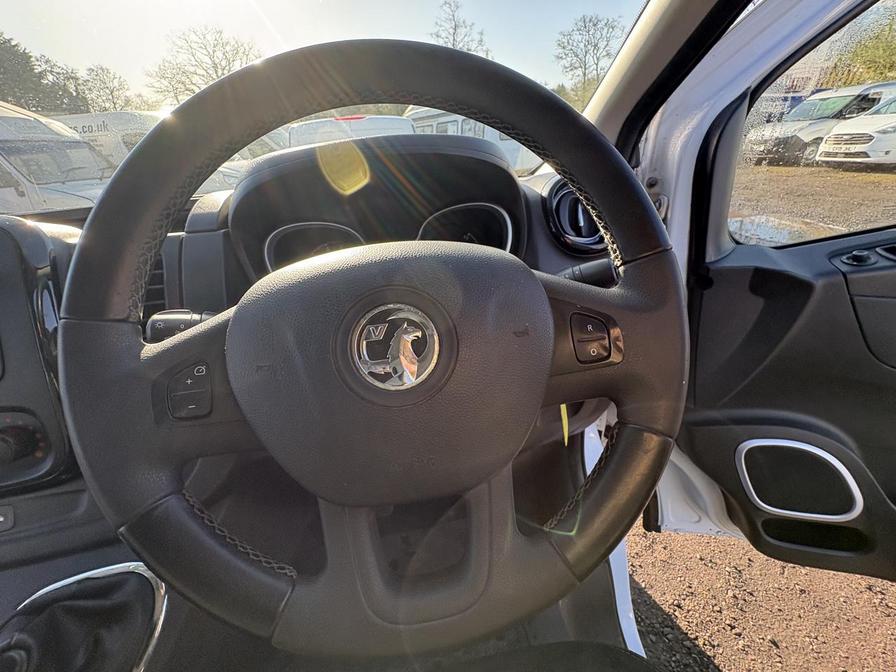 2019 Vauxhall Vivaro – Model: Vivaro  2900 Sportive CDTi – DV19YUR