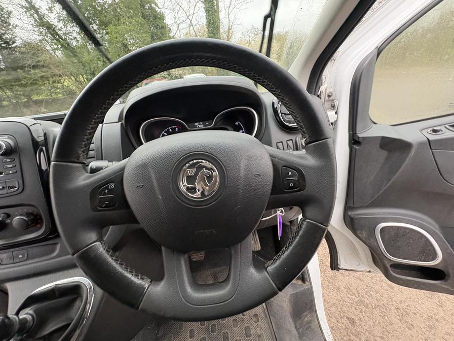 2017 Vauxhall Vivaro – Model: Vivaro  2900 Sportive CDTi – DN67TKU