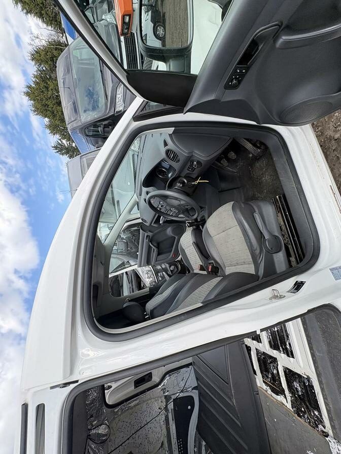 2014 Volkswagen Caddy MaxI – Model: Caddy Maxi C20 Startline TDI BlueMotion Technology – BJ63XKT