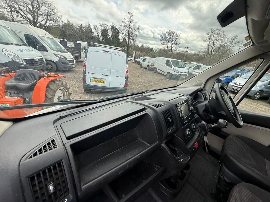 2017 Peugeot Boxer – Model: Boxer 435 Professional L4H2 Blue HDi – CN67FBK