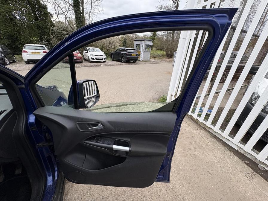 2016 Ford Transit Connect – Model: Transit Connect 240 Limited – FX16WYG