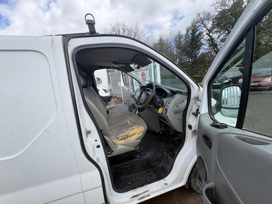 2014 Renault Trafic – Model: Trafic SL27 dCi – LB14OLM