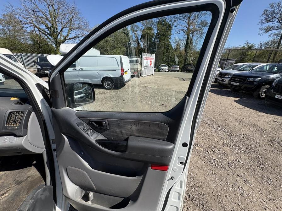 2011 Hyundai iLoad – Model: iLoad Classic CRDi 116 – FV11JSX