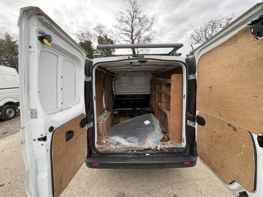 2015 Vauxhall Vivaro – Model: Vivaro  2900 CDTI – DU65UXV