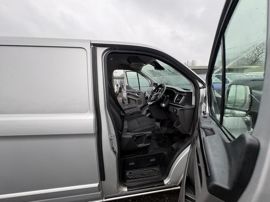 2020 Ford Transit Custom – Model: Transit Custom 300 Limited EcoBlue – FY20VHV
