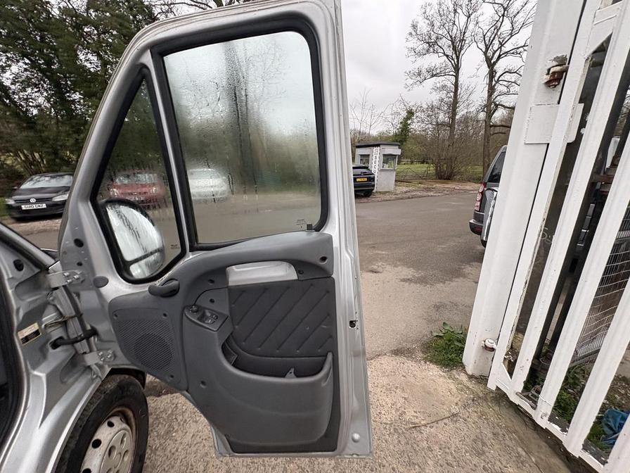 2005 Peugeot Boxer – Model: Boxer 350 LX LWB HDi – HG55VSC