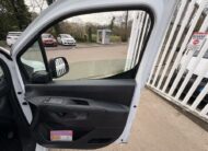 2022 Vauxhall Combo – Model: Combo 2300 Dynamic TD – KN22KTC