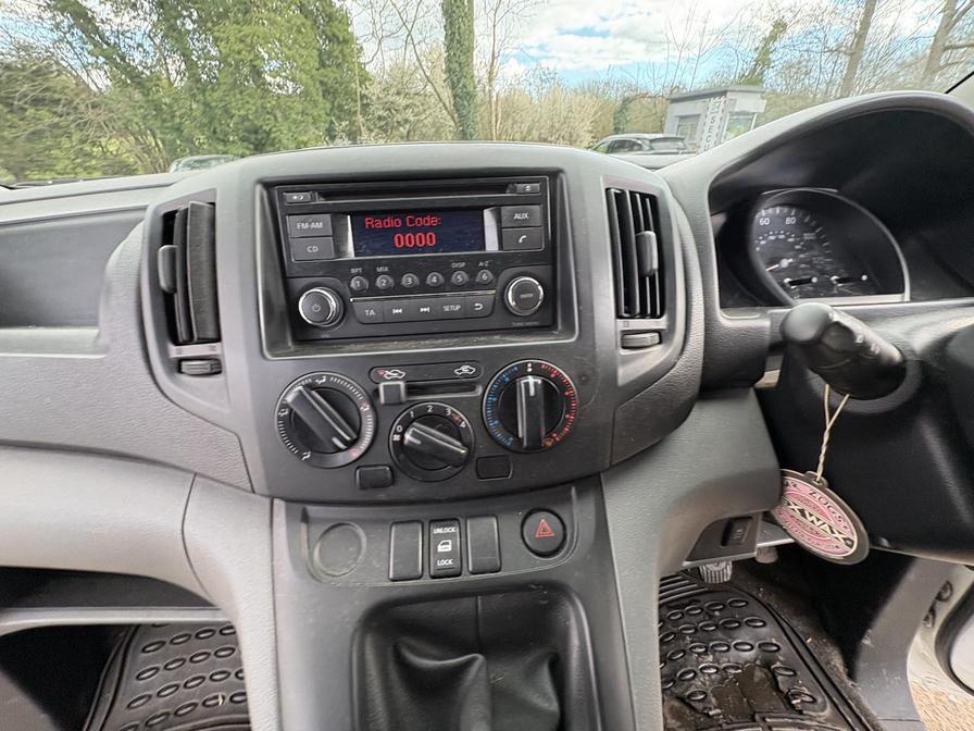 2015 Nissan NV200 – Model: NV200 Acenta dCi – YP15FTO