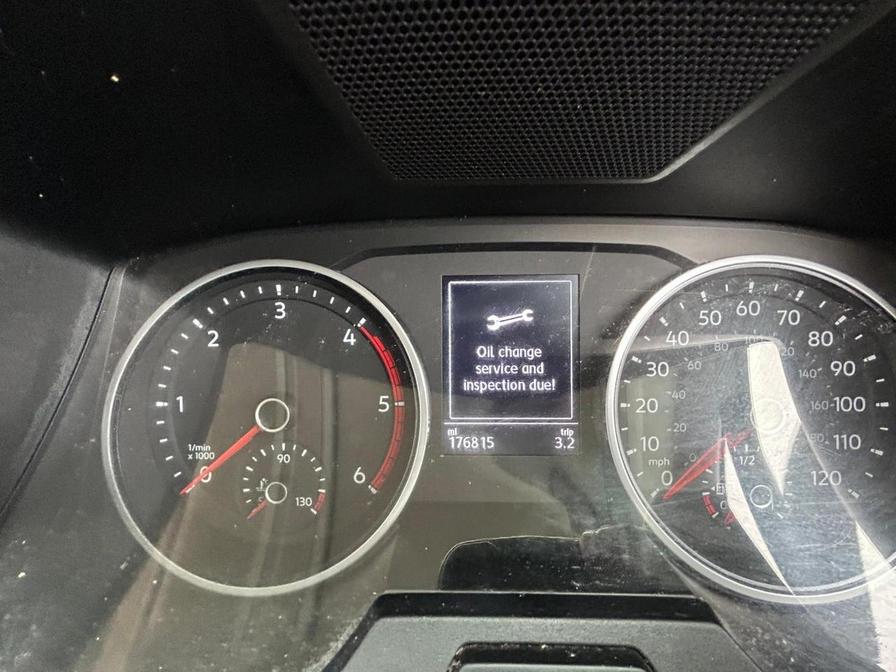 2021 Volkswagen Crafter – Model: Crafter CR35 Trendline TDI – DK21CKD